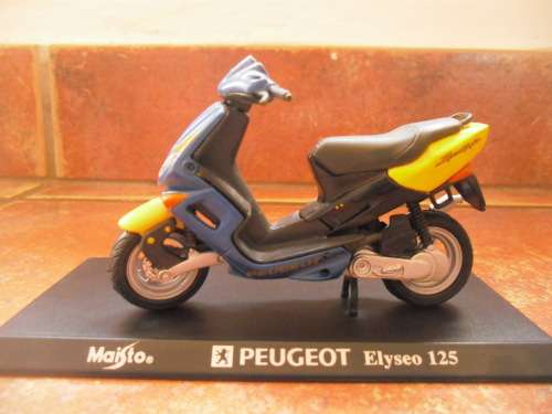MAISTO PEUGEOT ELYSEO 125 1:18